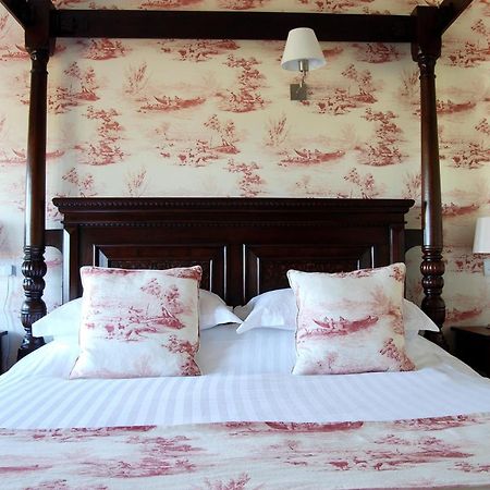 The Pheasant Public House & Hotel Gestingthorpe Exteriör bild