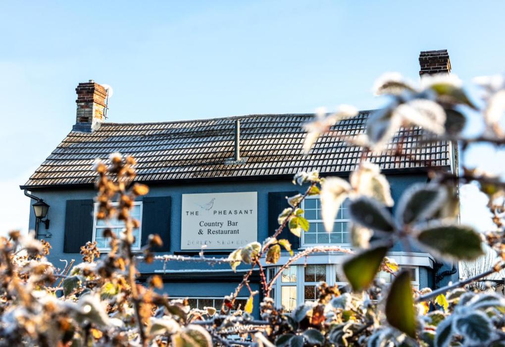 The Pheasant Public House & Hotel Gestingthorpe Exteriör bild